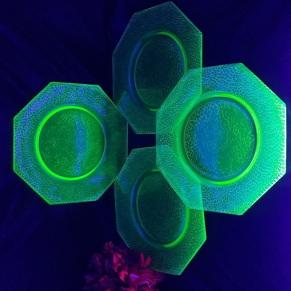 LE Smith Cracky Vaseline Octogon Plates